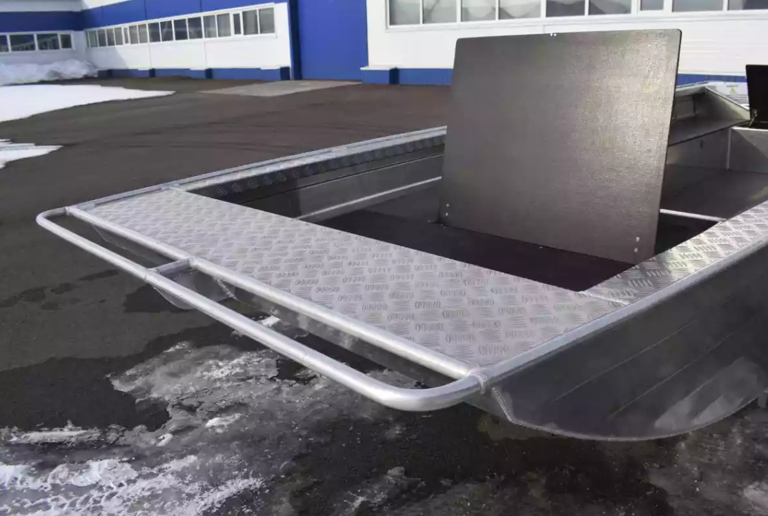 Алюминиевая лодка Wyatboat-490 Jonboat 