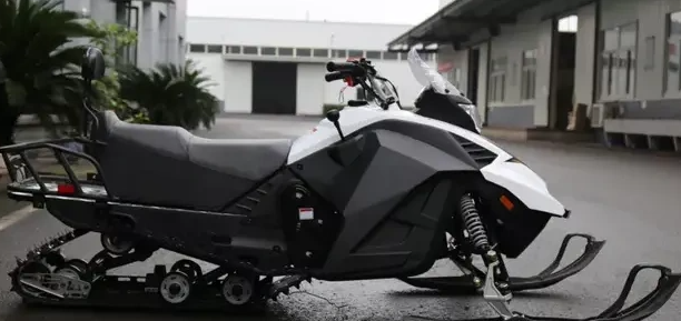 Снегоход ULAR 220 