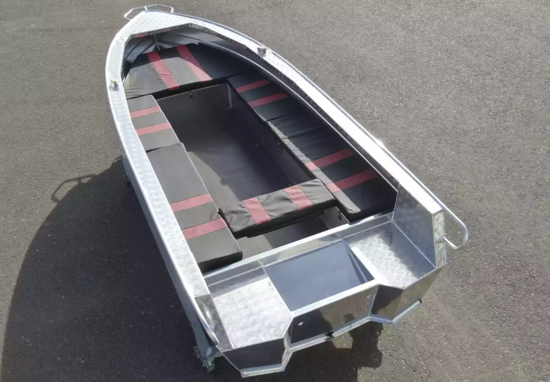 Алюминиевая лодка Wyatboat-390РМ увеличенный борт 