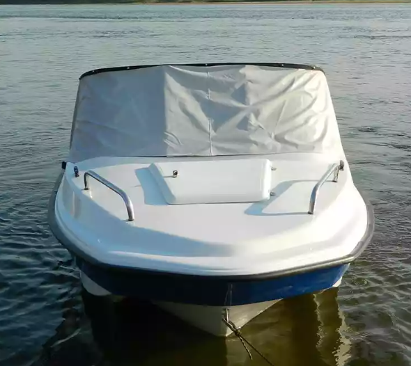 Стеклопластиковый катер Wyatboat-430 M (тримаран)  Стеклопластиковый катер Wyatboat-430 M (тримаран)