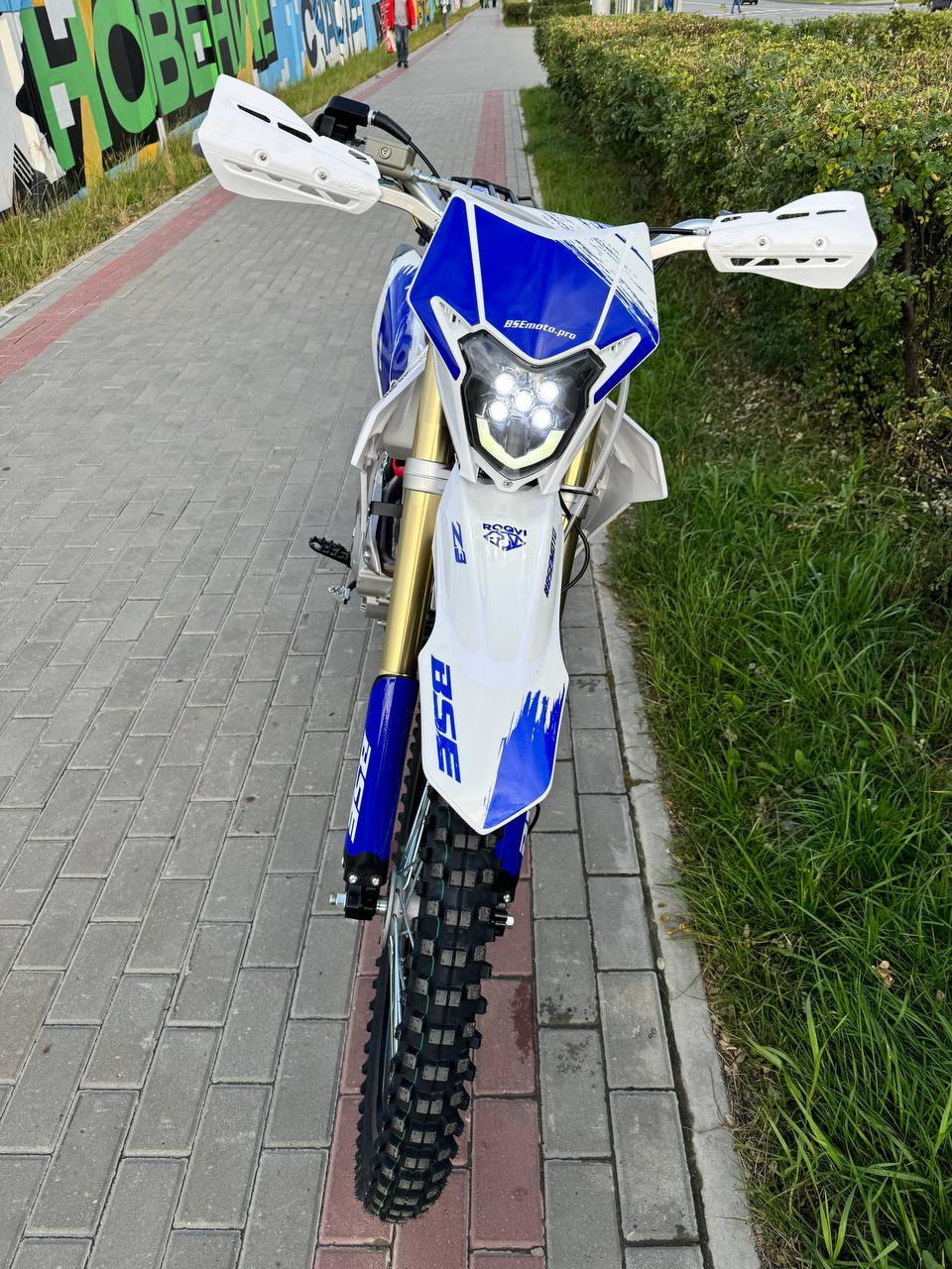 Эндуро / кросс мотоцикл BSE Z3 21/18 