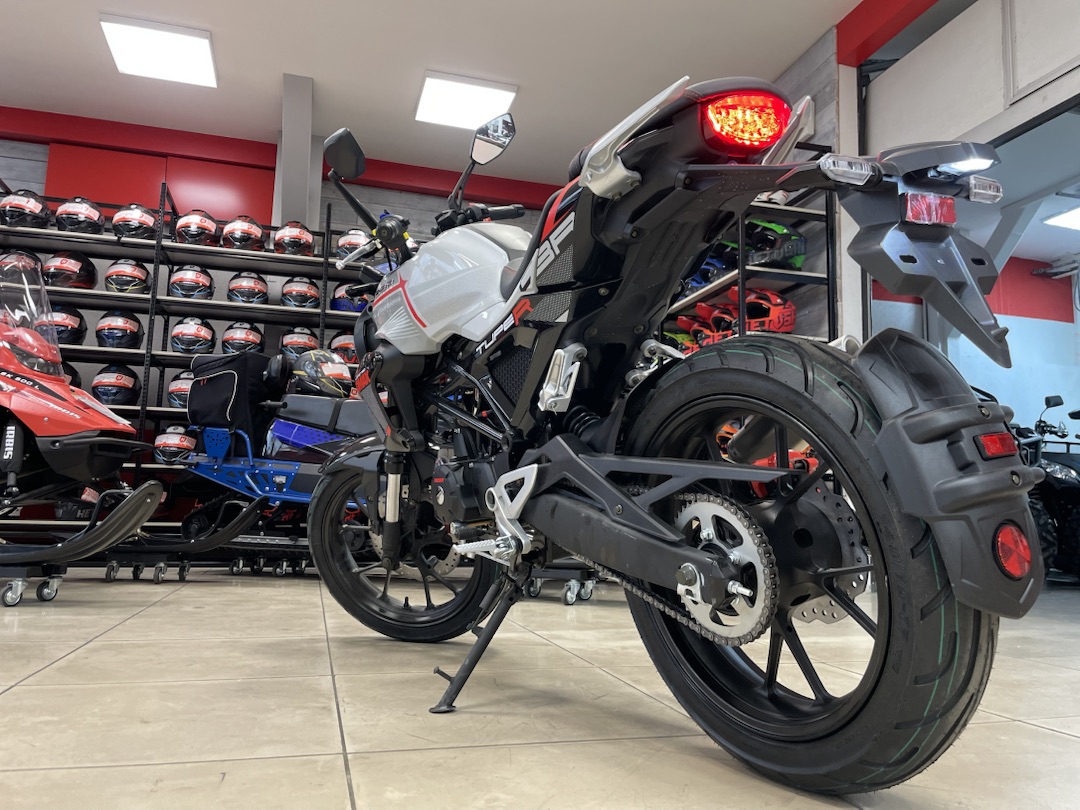 Мопед PROMAX CB150R (49) 