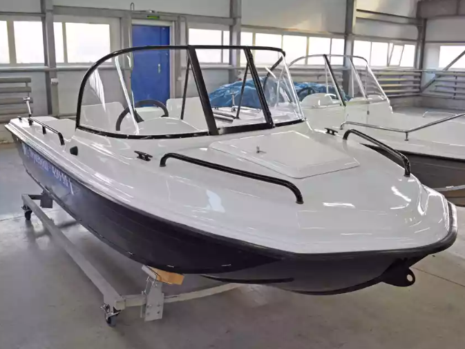 Комбинированный катер Wyatboat-430 M  Комбинированный катер Wyatboat-430 M