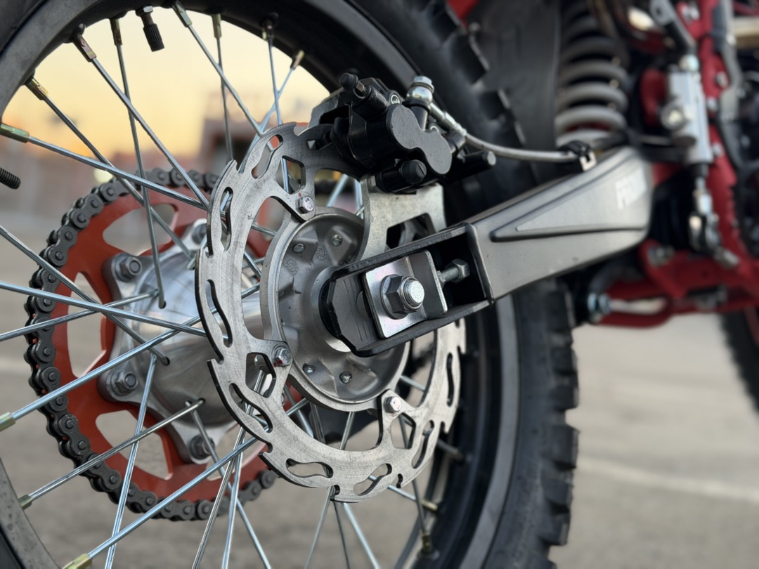 Кроссовый мотоцикл (эндуро) PROMAX BERNAUT 400 