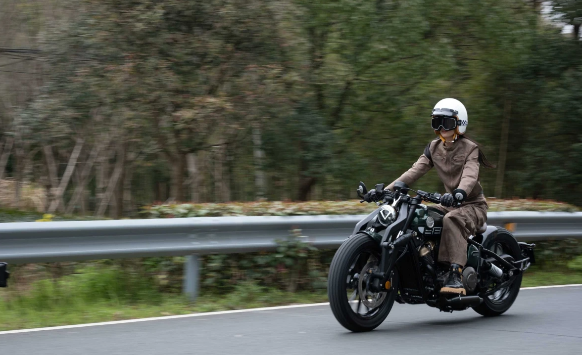 Мотоцикл Benda Napoleon 250 