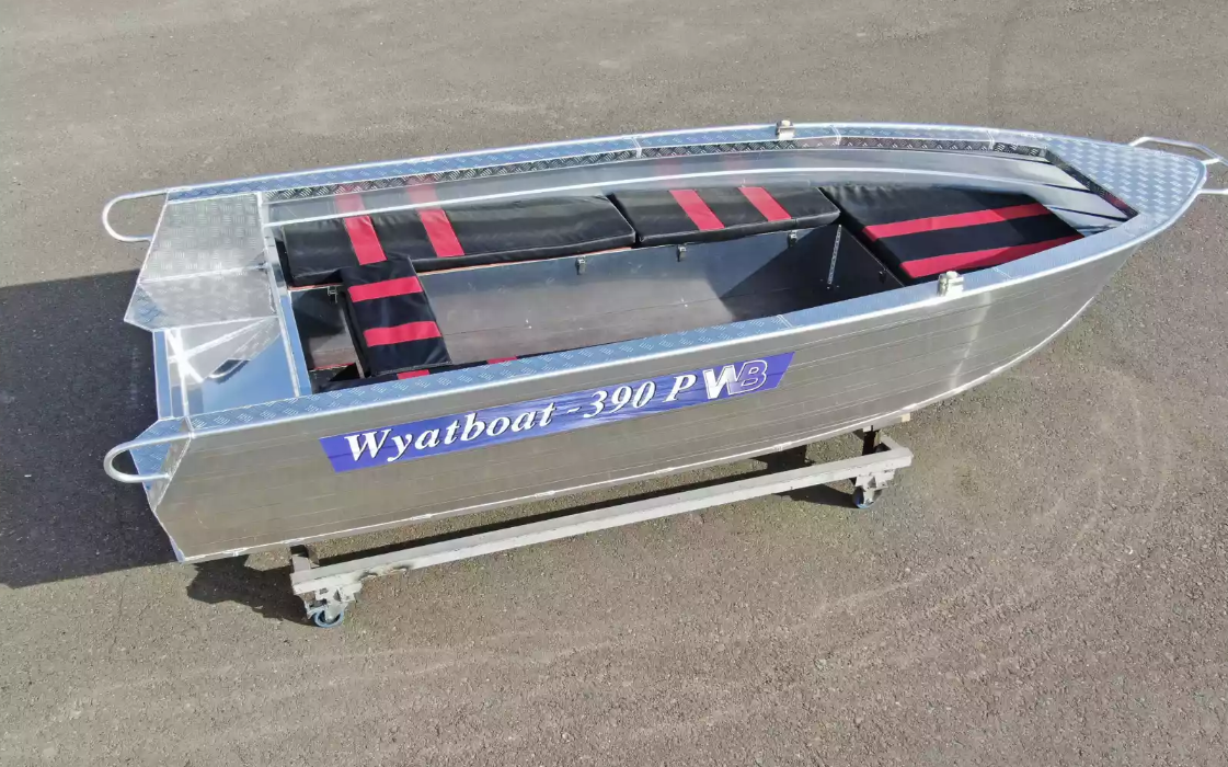 Алюминиевая лодка Wyatboat-390РМ увеличенный борт 