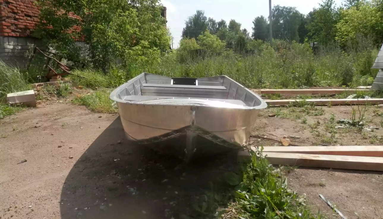 Алюминиевая лодка Вятка-Профи 32 