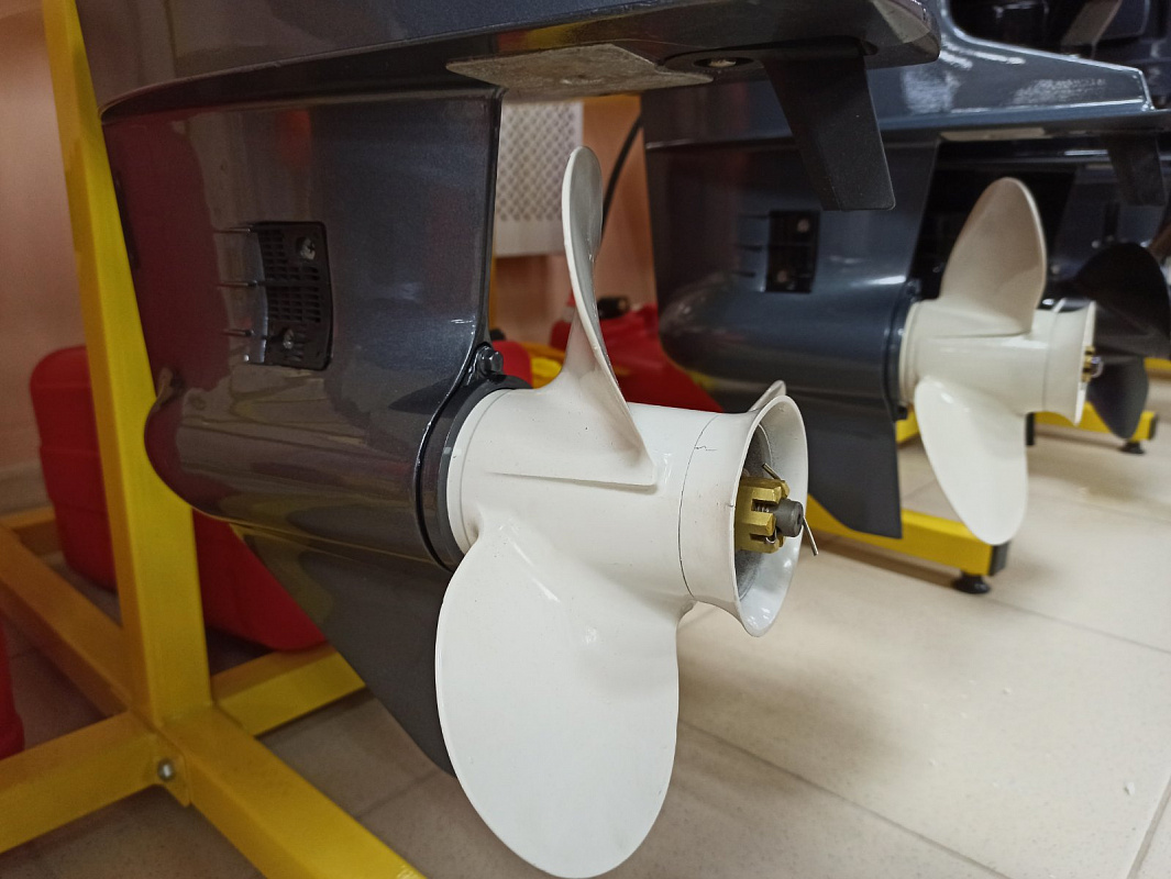 Лодочный мотор BREEZE T30S (2х тактный) 