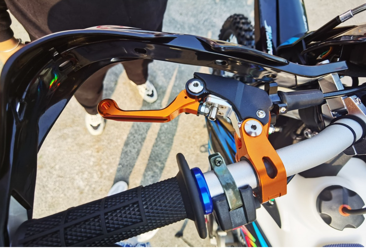 Мотоцикл JHLMOTO JHL Z3 CB250 (172FMM-3A) 