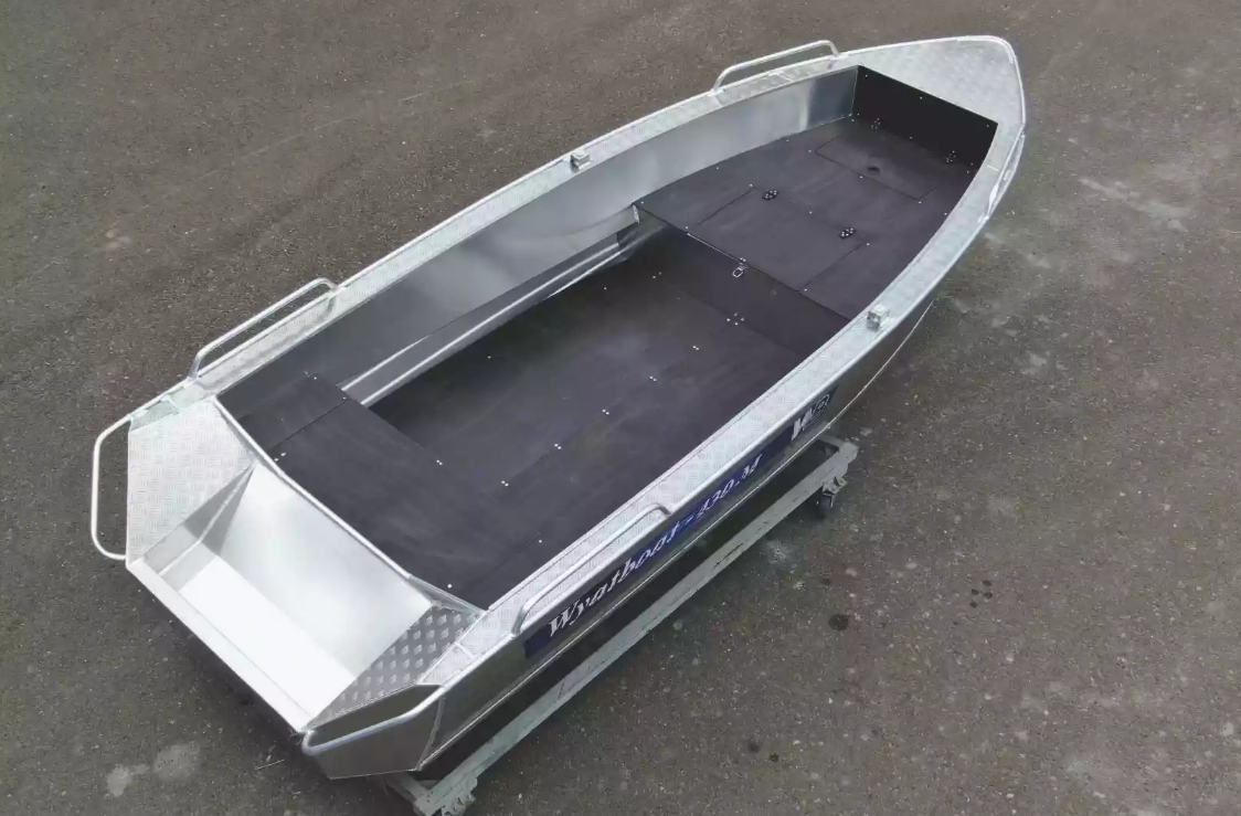 Алюминиевая лодка  Wyatboat-430М FISH 