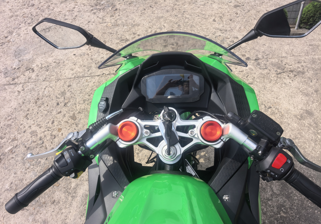 Мотоцикл TMBK Ninja 400cc 