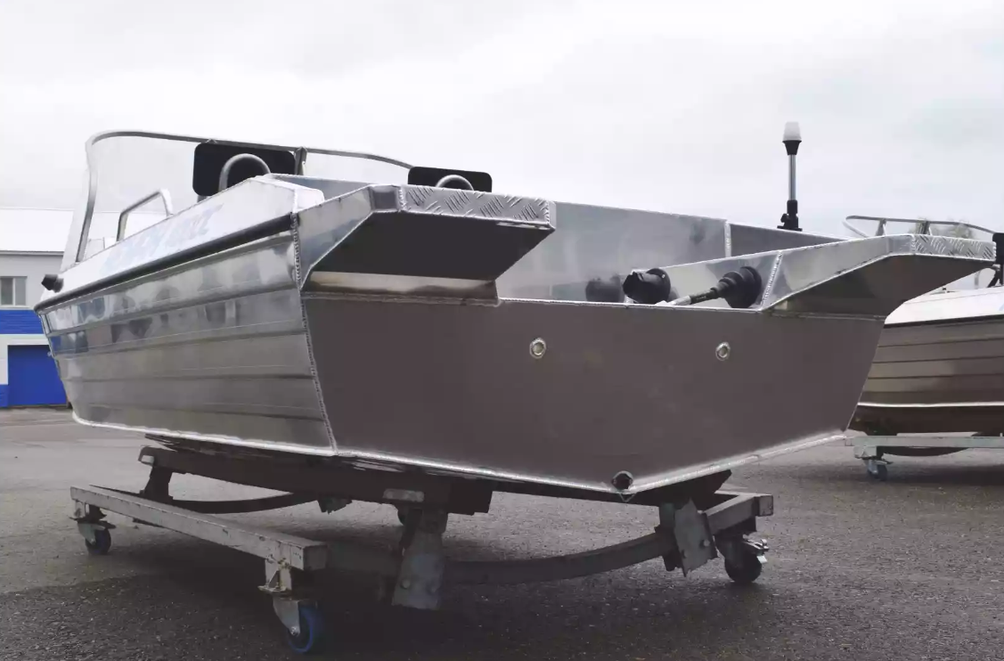 Алюминиевая лодка  Neman-400 DC 