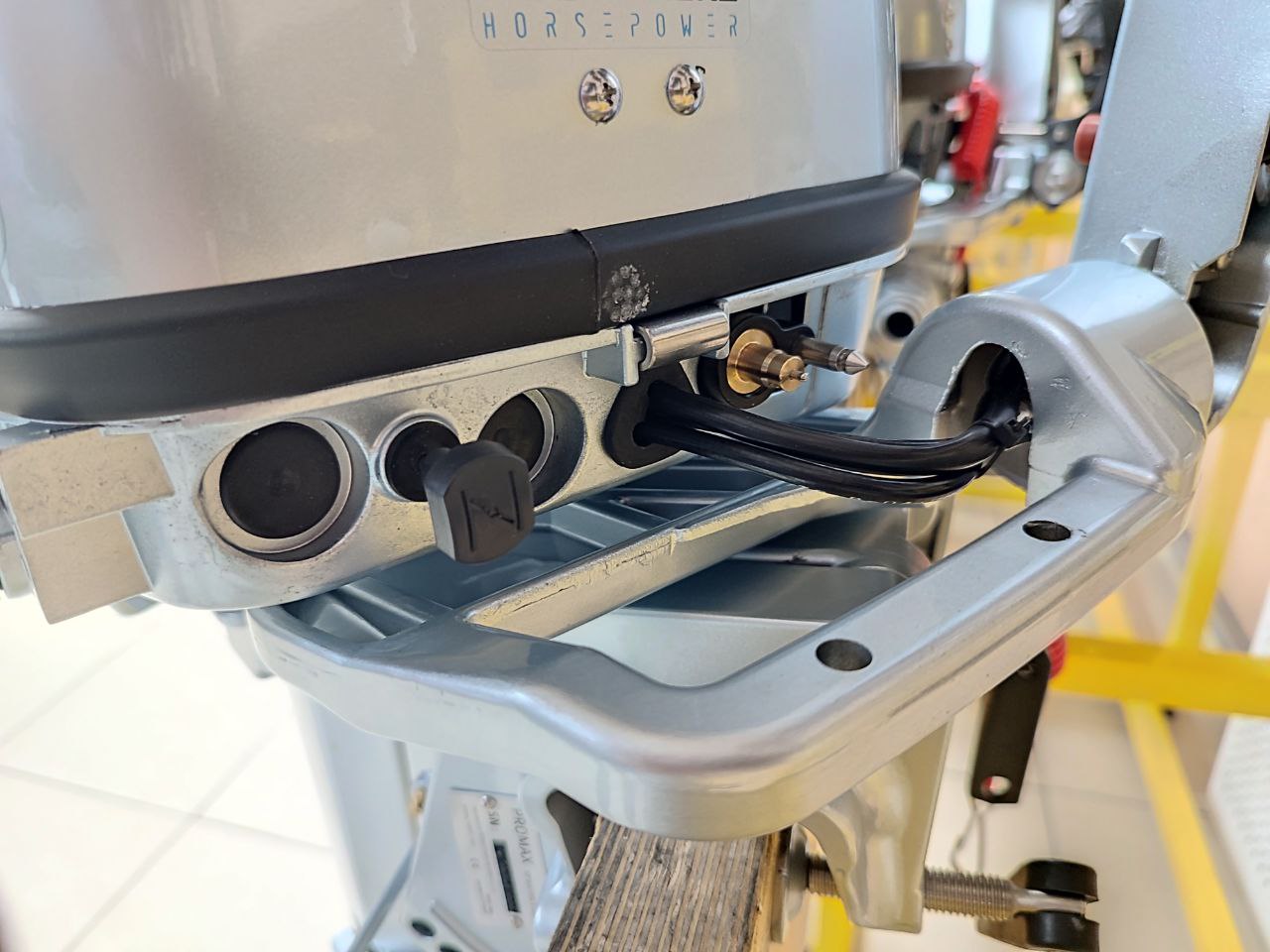 Лодочный мотор PROMAX SP9.9FHS (15) EXTRA  Лодочный мотор PROMAX SP9.9FHS (15) EXTRA