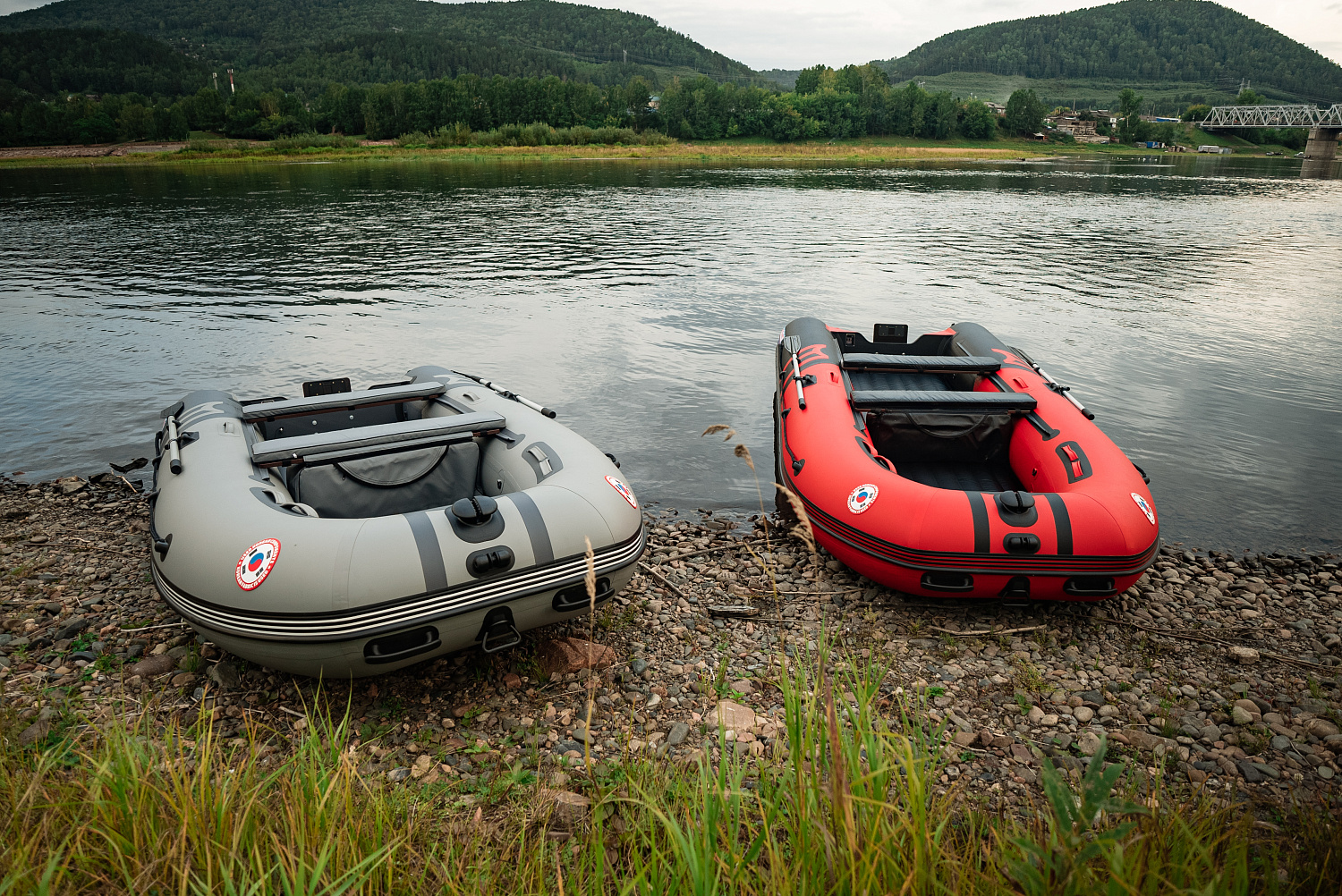 Лодка MISHIMO RIVER JET 390 под водомет 