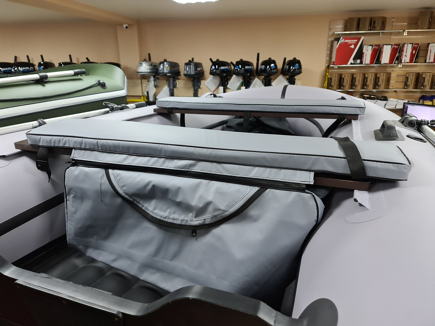 КОМПЛЕКТ МЯГКИХ НАКЛАДОК С СУМКОЙ ДЛЯ ЛОДОК 90Х20 СЕРЫЙ 