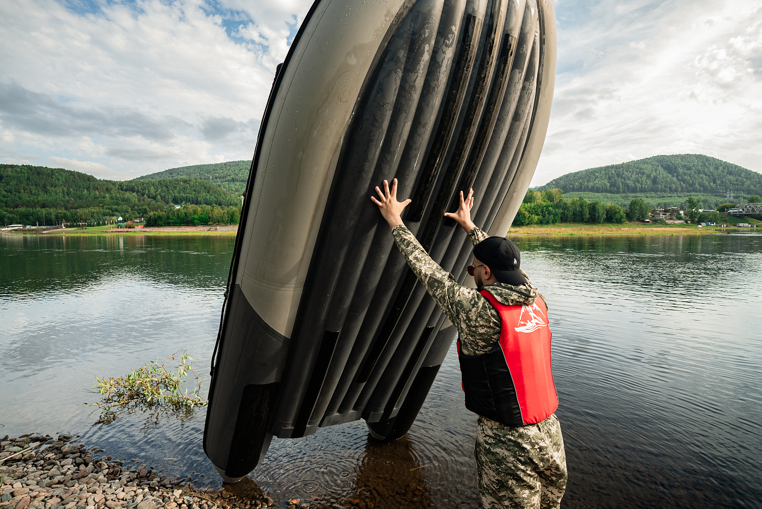 Лодка MISHIMO RIVER JET 390 под водомет 