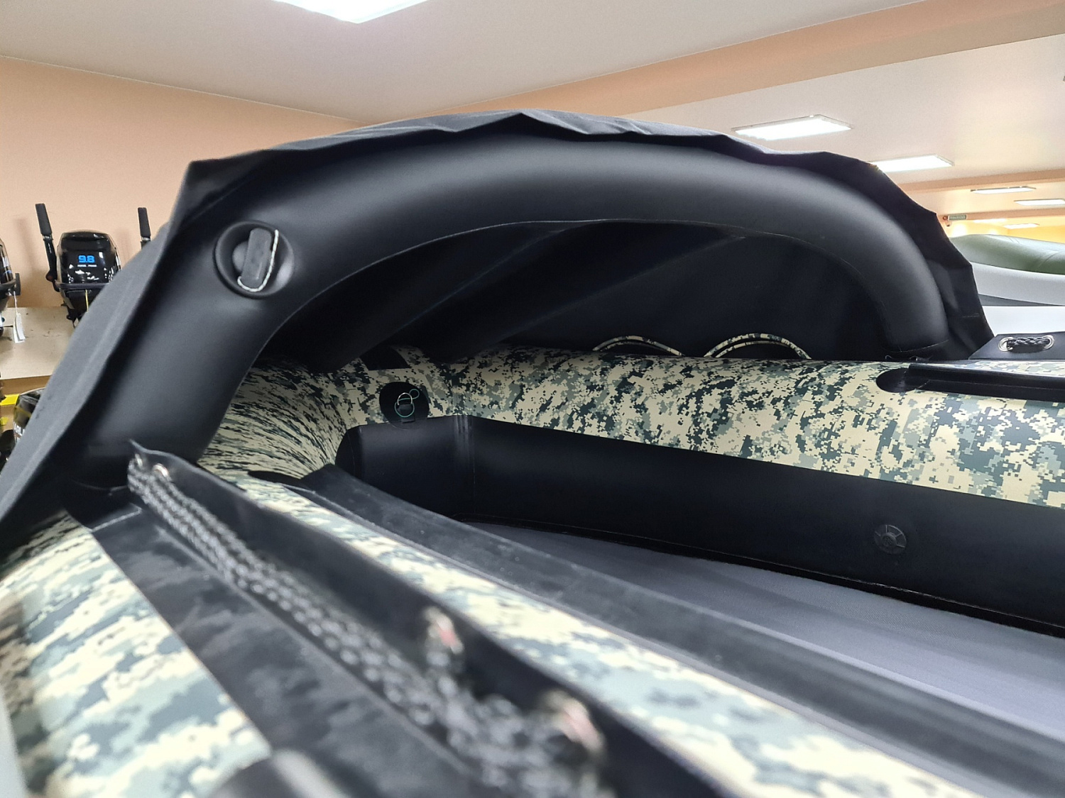 КОМПЛЕКТ НОСОВОГО ТЕНТА К ЛОДКЕ SMARINE AIR MAX 330 ЧЕРНЫЙ  КОМПЛЕКТ НОСОВОГО ТЕНТА К ЛОДКЕ SMARINE AIR MAX 330 ЧЕРНЫЙ