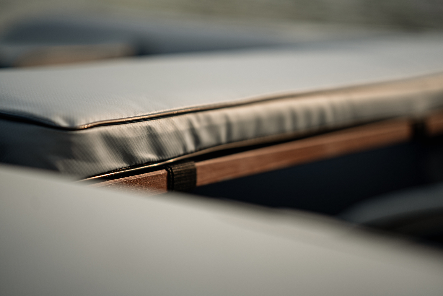 Лодка MISHIMO RIVER JET 390 под водомет 