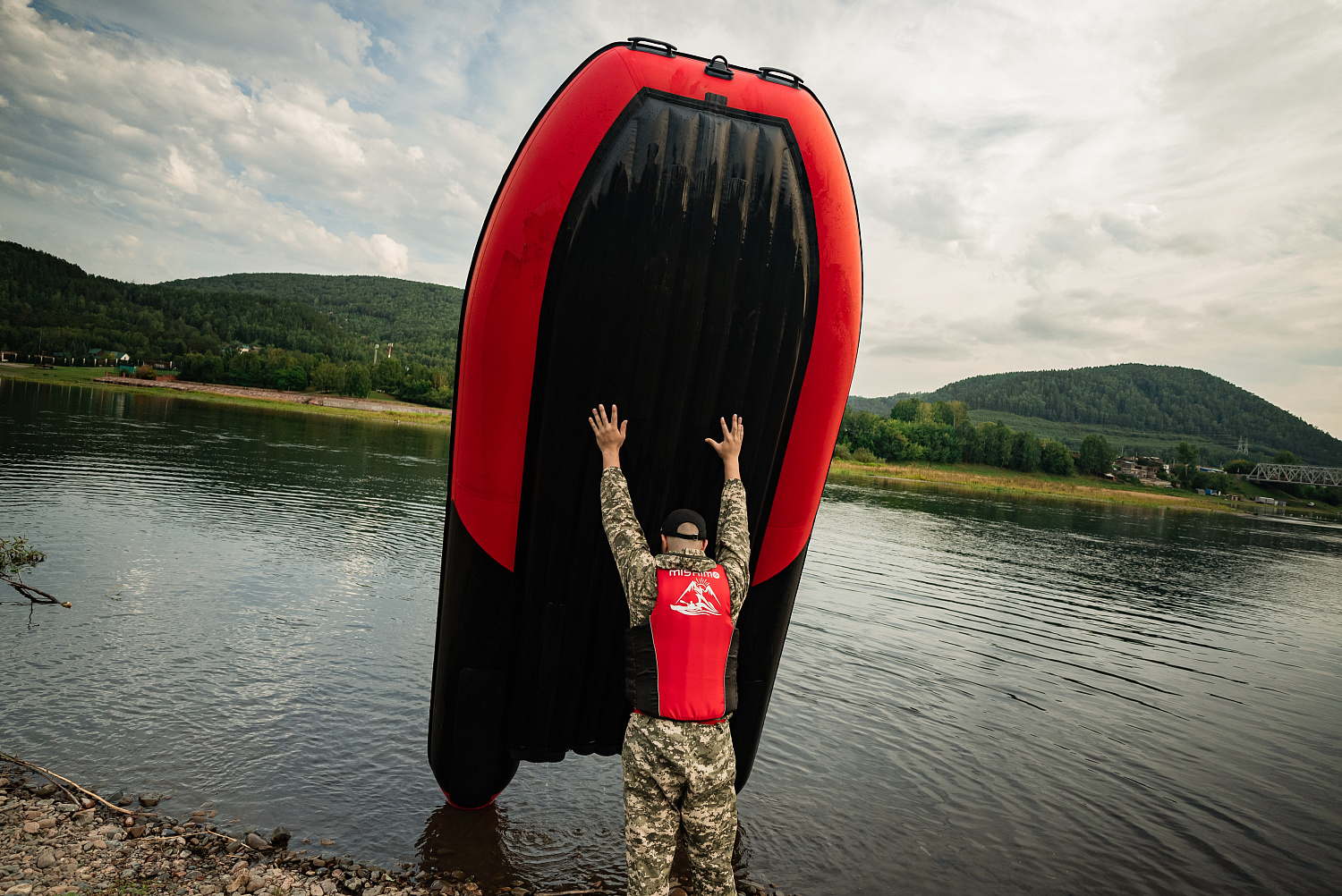 Лодка MISHIMO RIVER JET 400 под водомет 