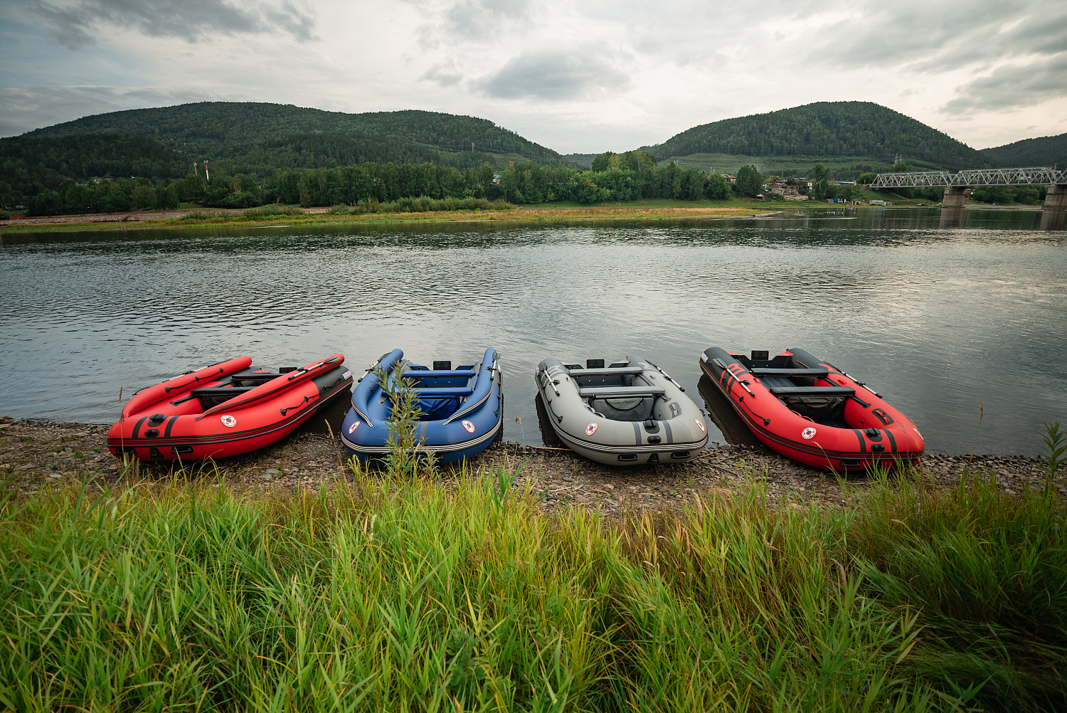 Лодка MISHIMO RIVER FJET PRO 470 под водомет 